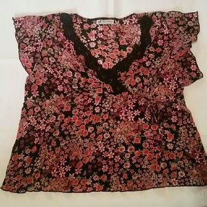 Ladies lightweight blouse